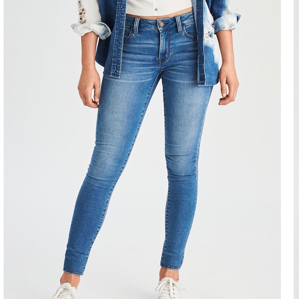 NEW AEO JEANS