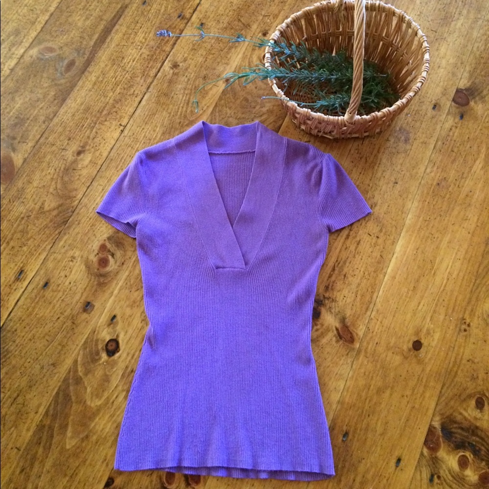 Women’s small purple short sleeve sweater SOFT!