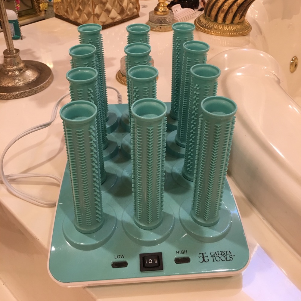 Calista Roller Set