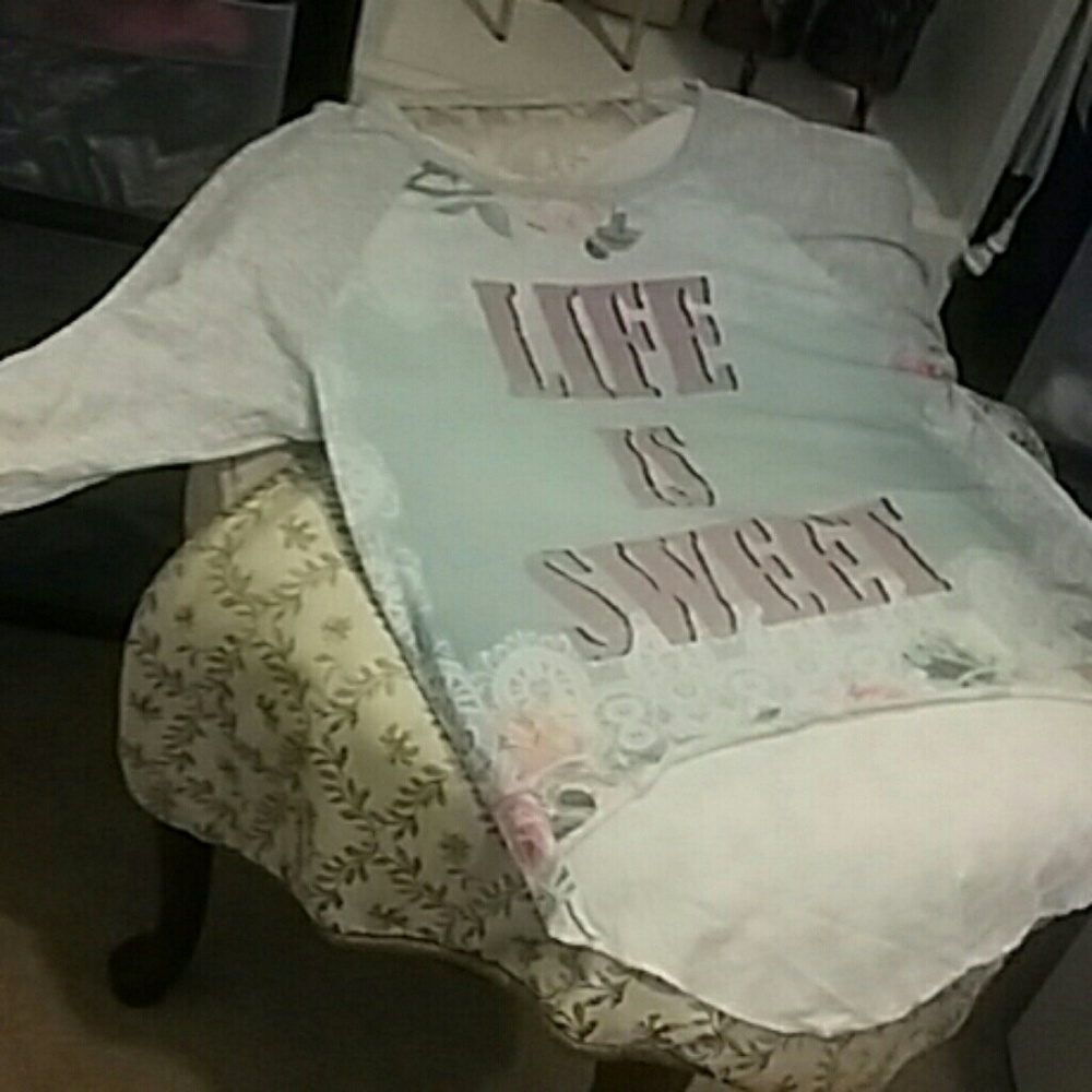 Guess 3/4 length tshirt