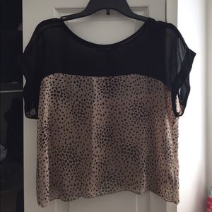 Flow-y cheetah shirt