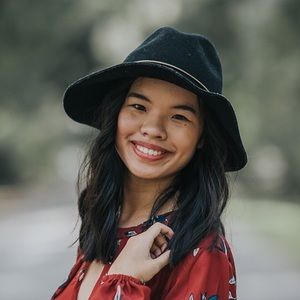 Meet your Posher, Abbi