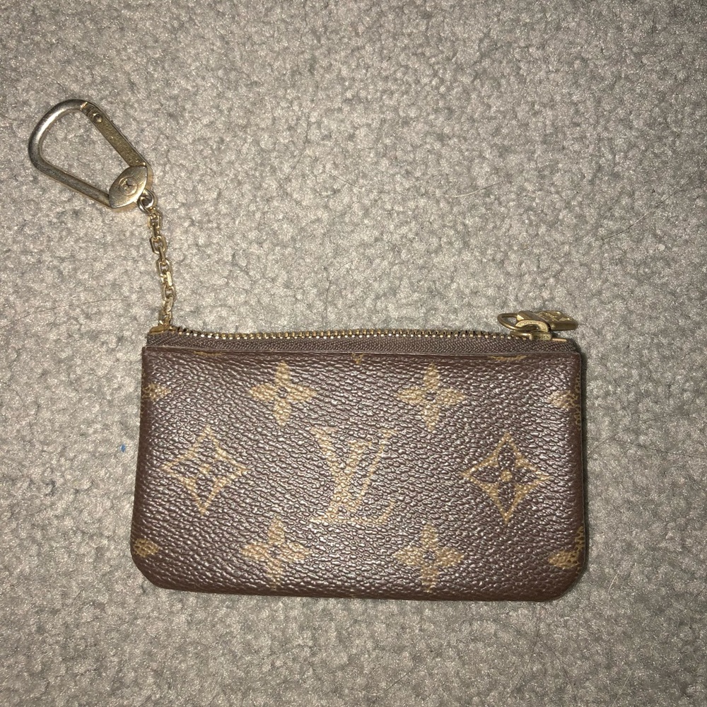 Louis Vuitton Key Pouch Monogram Canvas - Picture 1 of 5