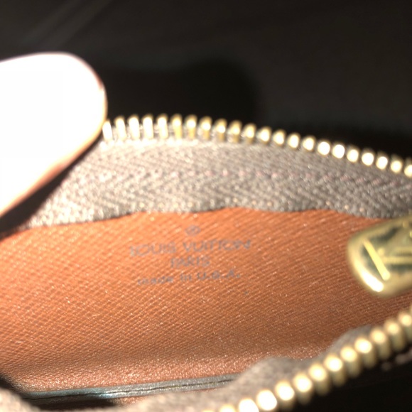 Louis Vuitton Key Pouch Monogram Canvas - Picture 5 of 5