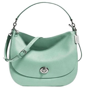 COACH TURNLOCK HOBO IN PEBBLED LEATHER (36762)