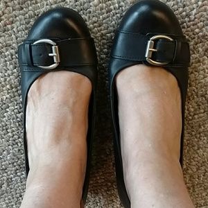 Black buckle shoes