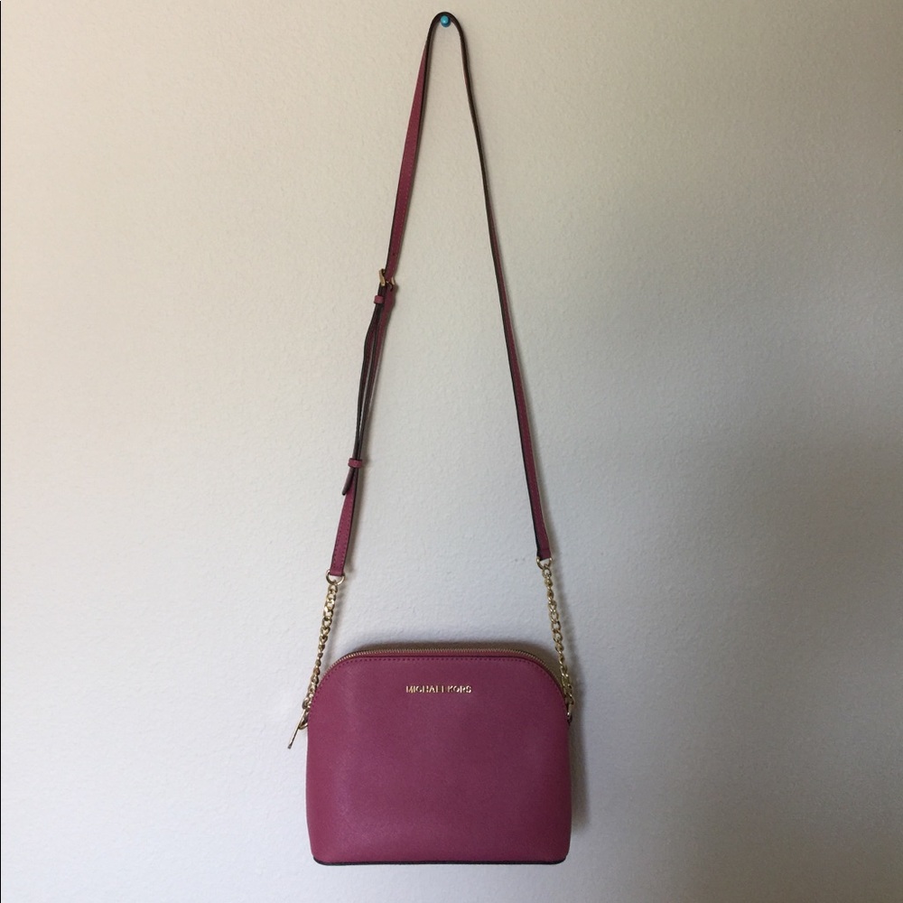 Michael kors cross body