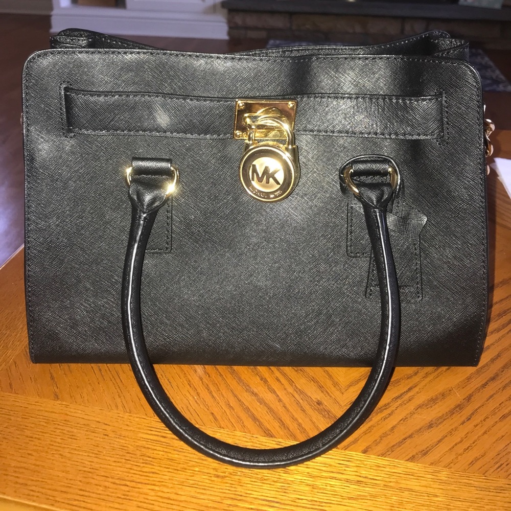 Authentic Michael Kors Hamilton Bag.