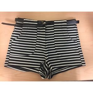 Forever 21 shorts