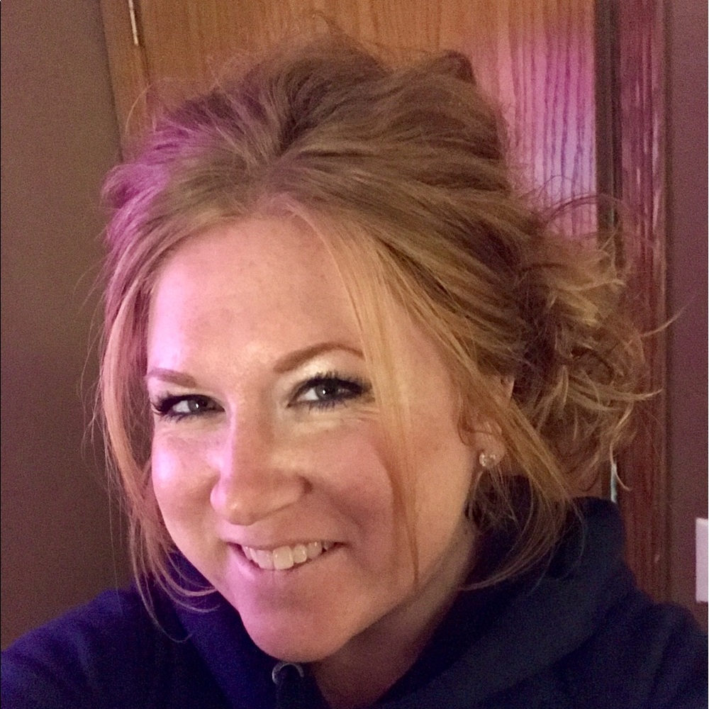 Meet your Posher, Jennifer