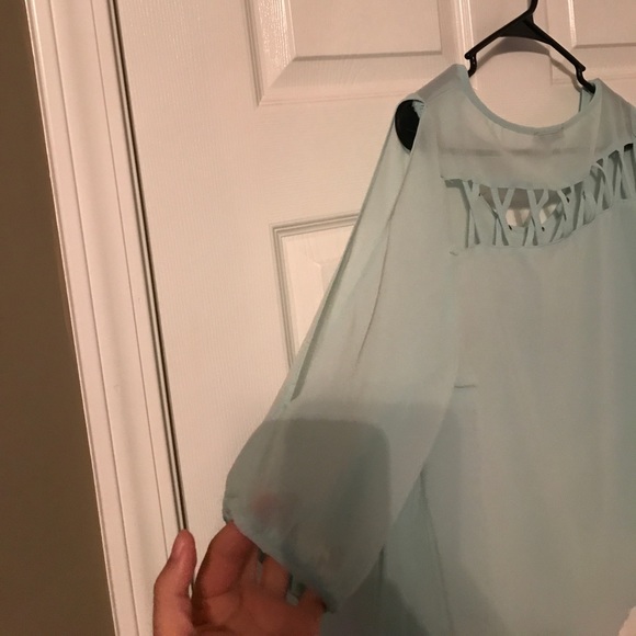 Top - Picture 3 of 4