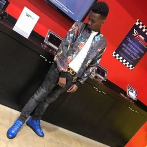 Meet your Posher, Jamie