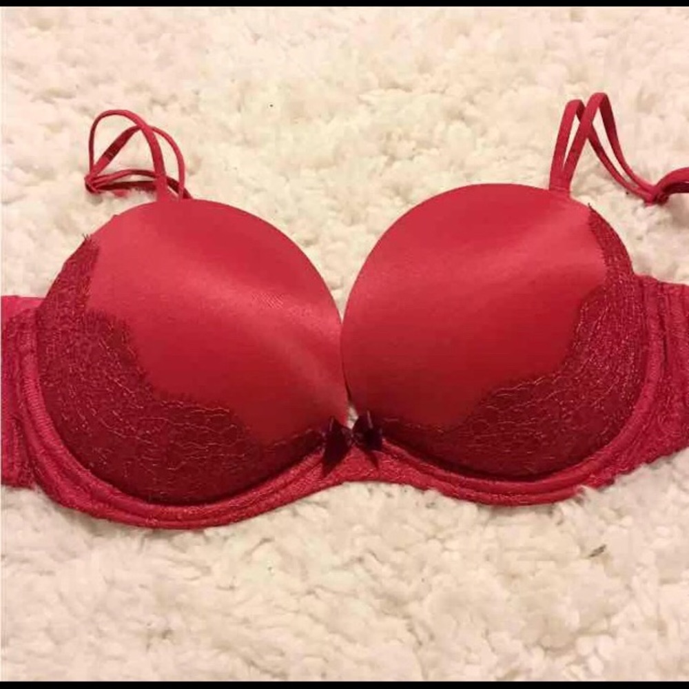 Victoria’s Secret Very Sexy Bra 34D