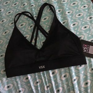 NWT VS sports bra