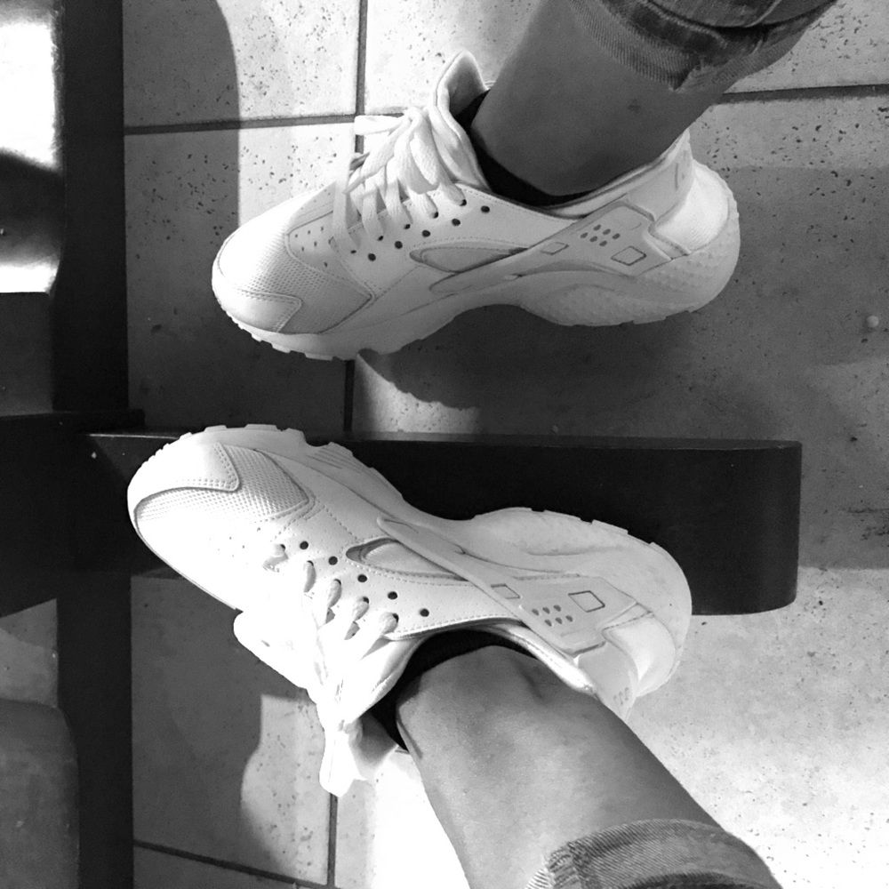 All white huaraches . ‼️‼️SOLD ON MERCARI‼️‼️