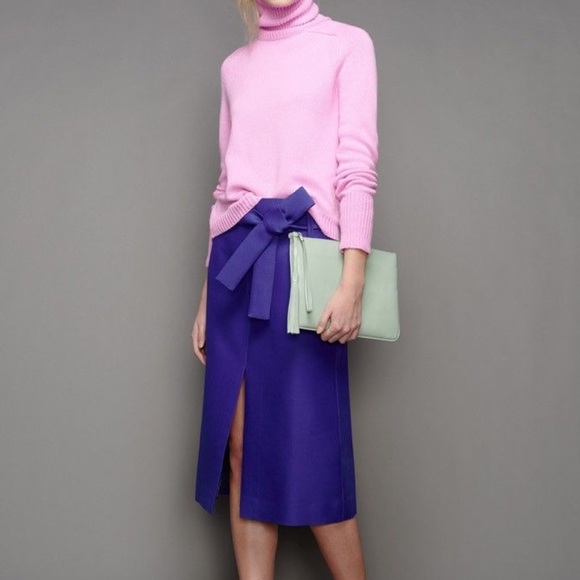 LOFT Sweaters - SALELOFT PINK TURTLENECK SWEATER EUC S