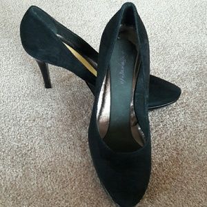 *LAVORAZIONE ARTIGIANA* Italian Black Pumps