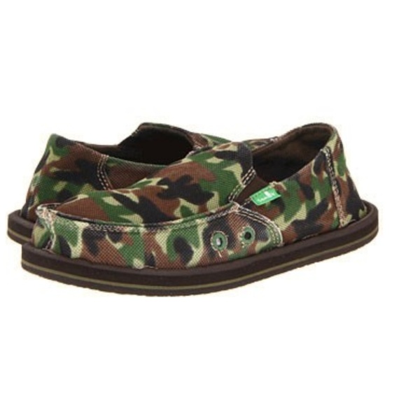 Sanuk Other - NWOT Sanuk Army Brat