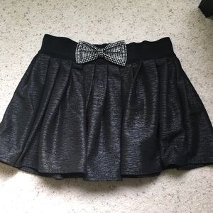 Barely worn black skirt
