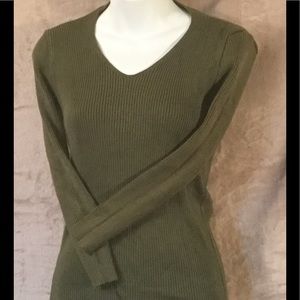 Khaki green Knit pull-over blouse
