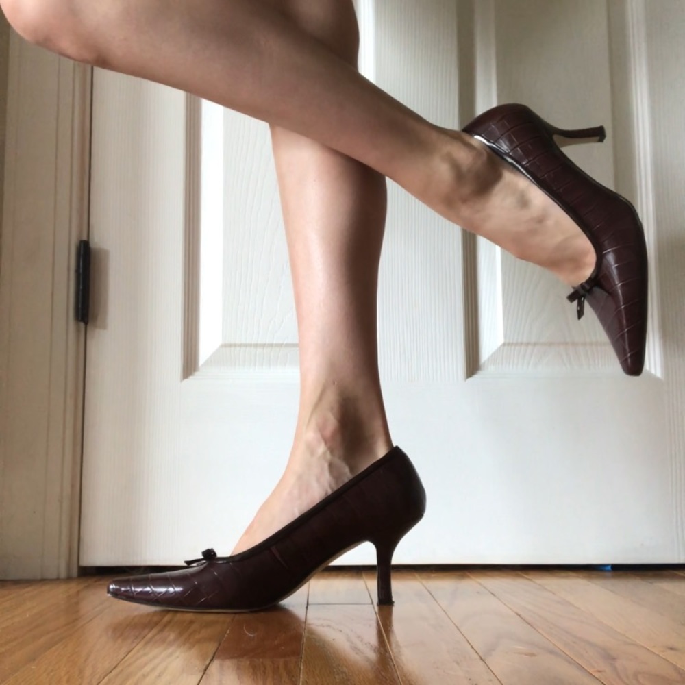 Isaac Mizrahi Brown Heels