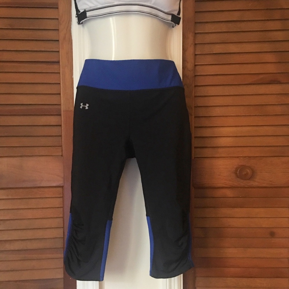 Under Armour Cropped Yoga Pants