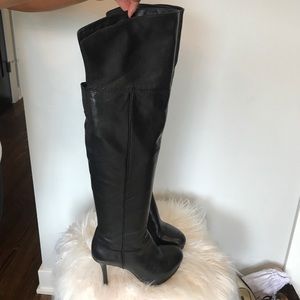 bcbg leather boots