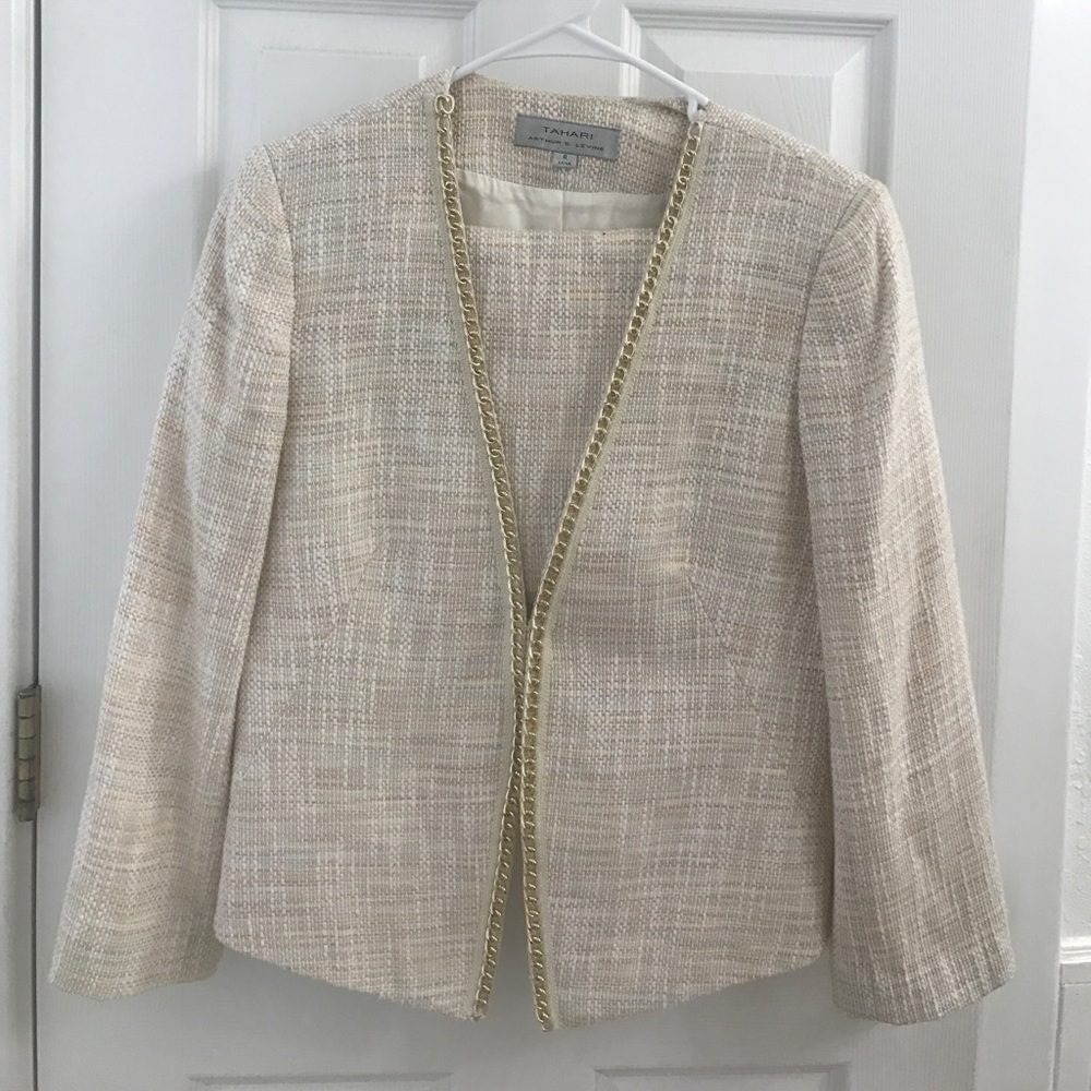 Tahari Skirt Suit