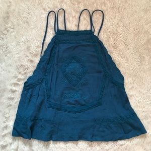 F21 Backless Embroidered Tank M