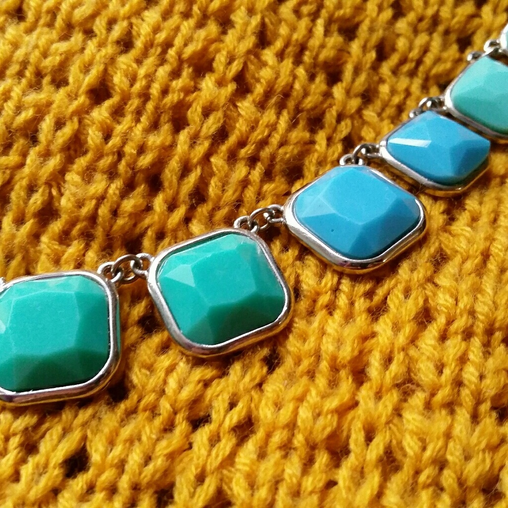 Jeweled Statement Choker/Necklace - Picture 3 of 5
