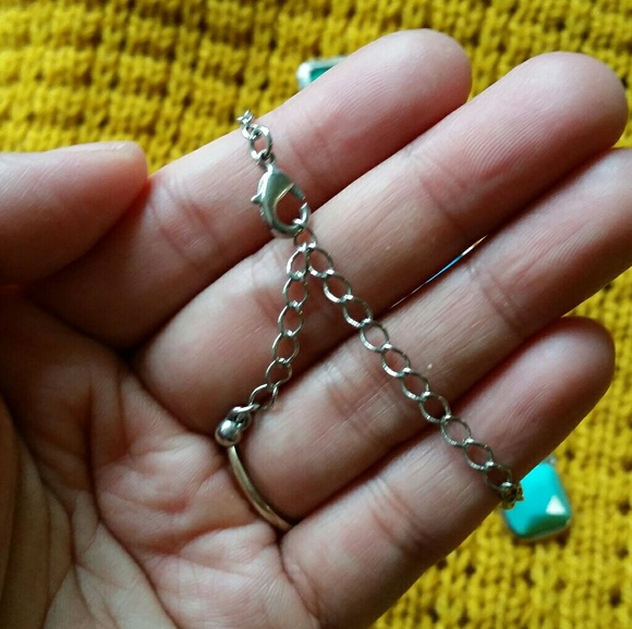 Jeweled Statement Choker/Necklace - Picture 4 of 5