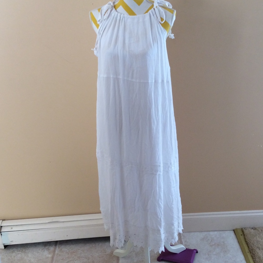 Old Navy Crochet lace Midi dress