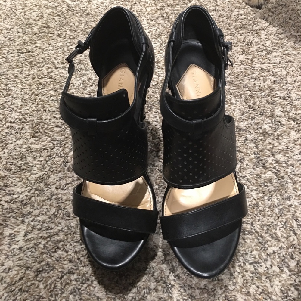 Gianni Bini Black Leather Wedges Size 8