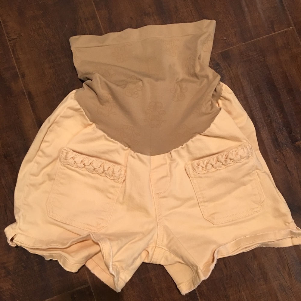 Jessica Simpson maternity shorts size M