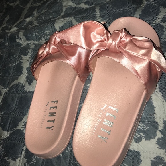 Puma Shoes - pink fenty puma slides