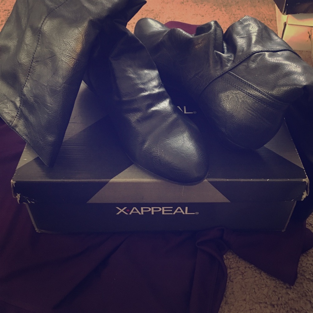 Navy blue slouch boots