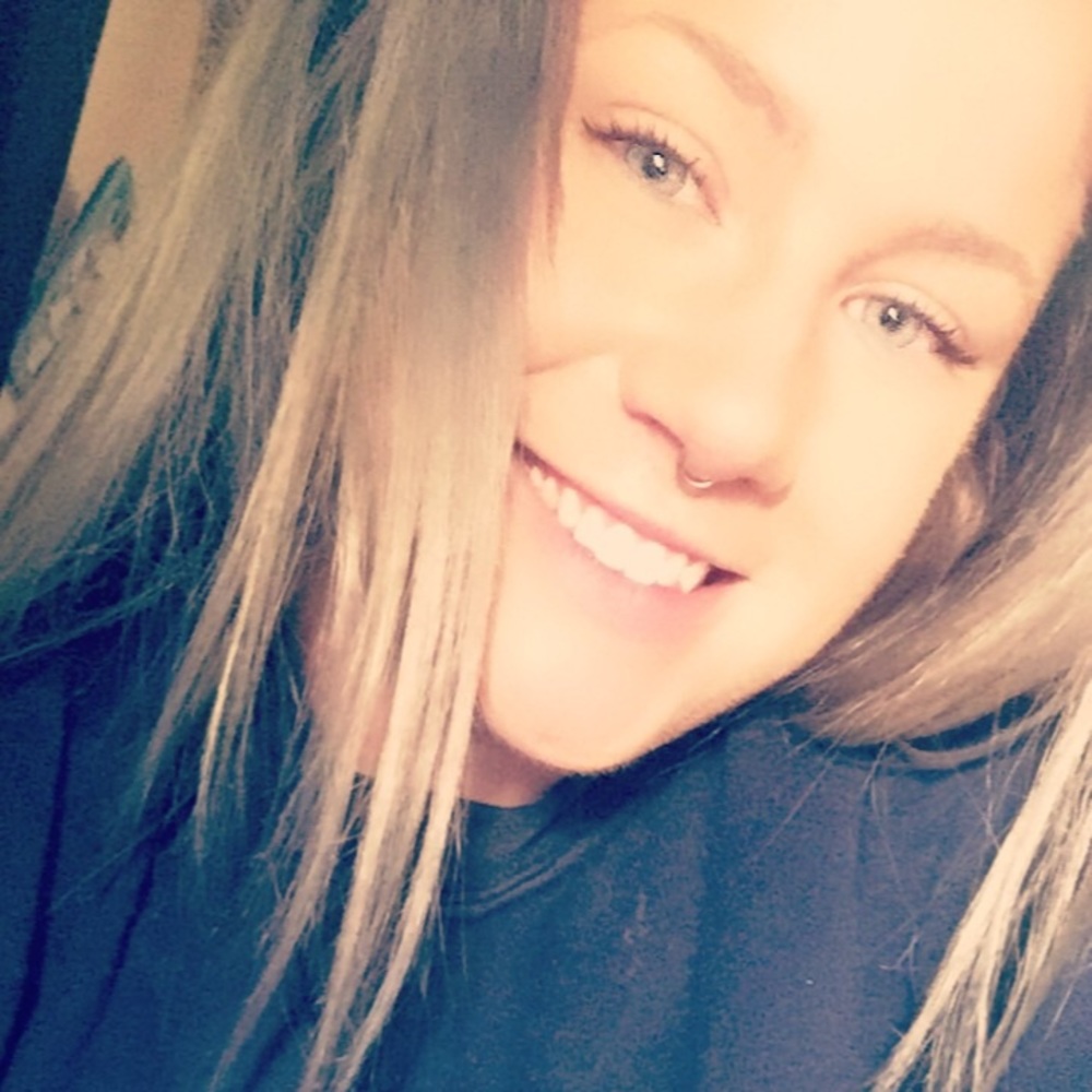 Meet your Posher, Kallie