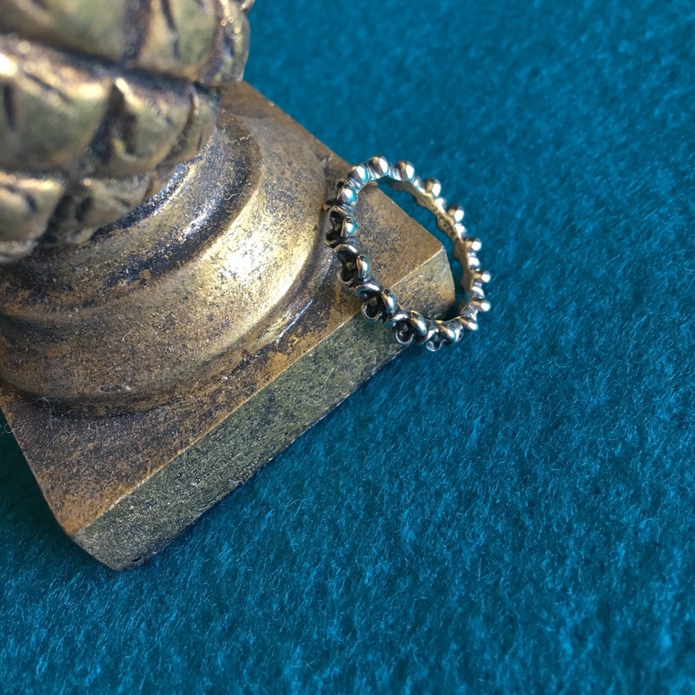 Authentic Pandora SS Flower Ring sz6