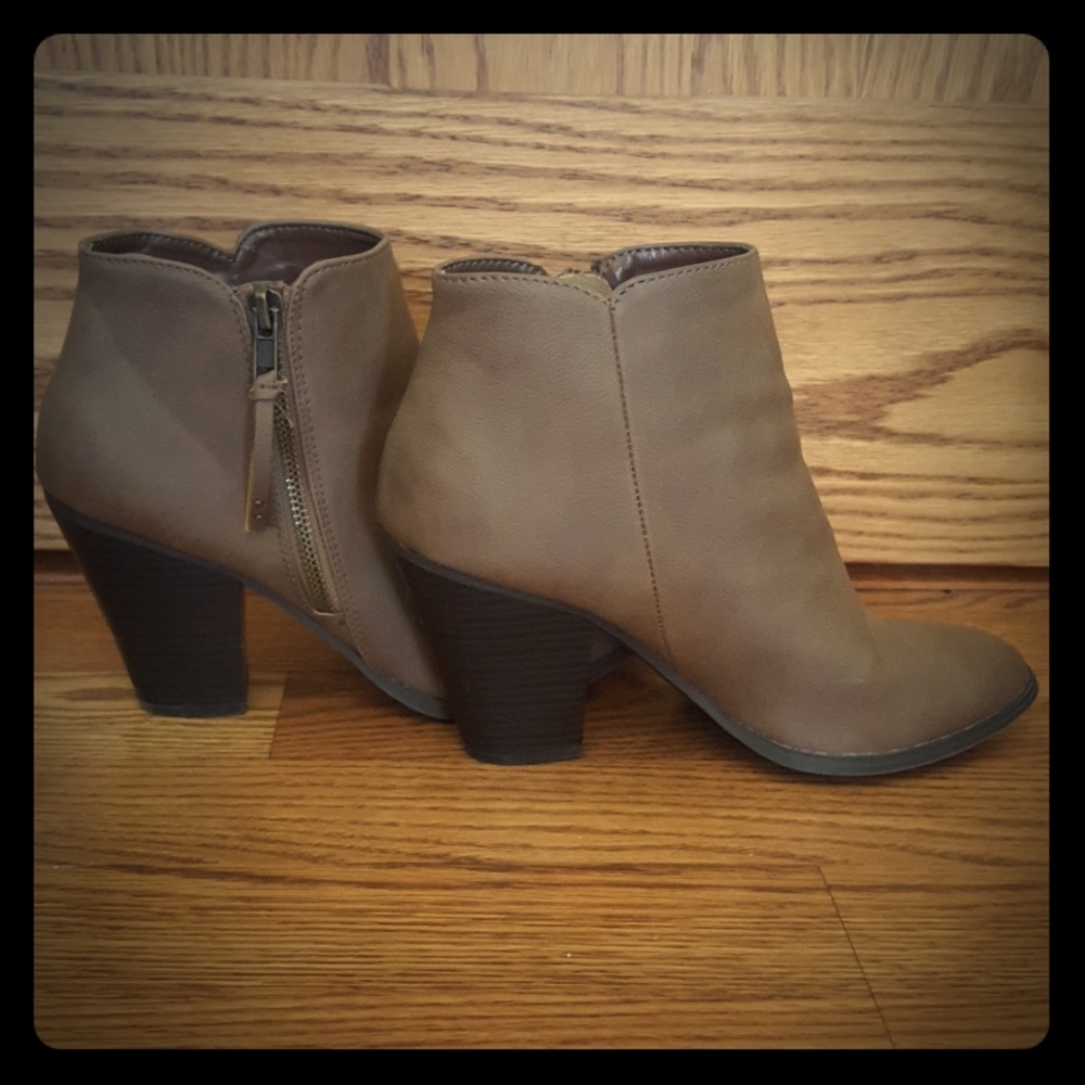 Women's booties