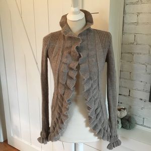 Elisabetta Collection Tan ruffle cardigan small