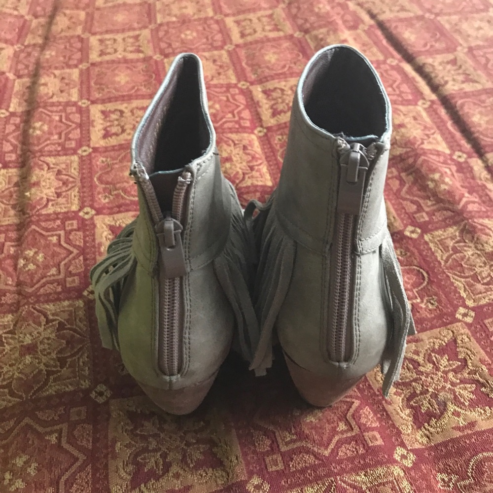 Very Volatile Booties - Picture 3 of 4