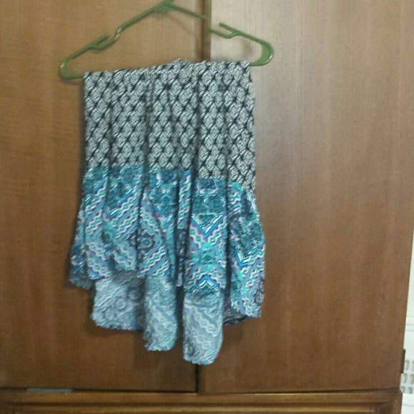 Living doll hi low skirt - Picture 1 of 2