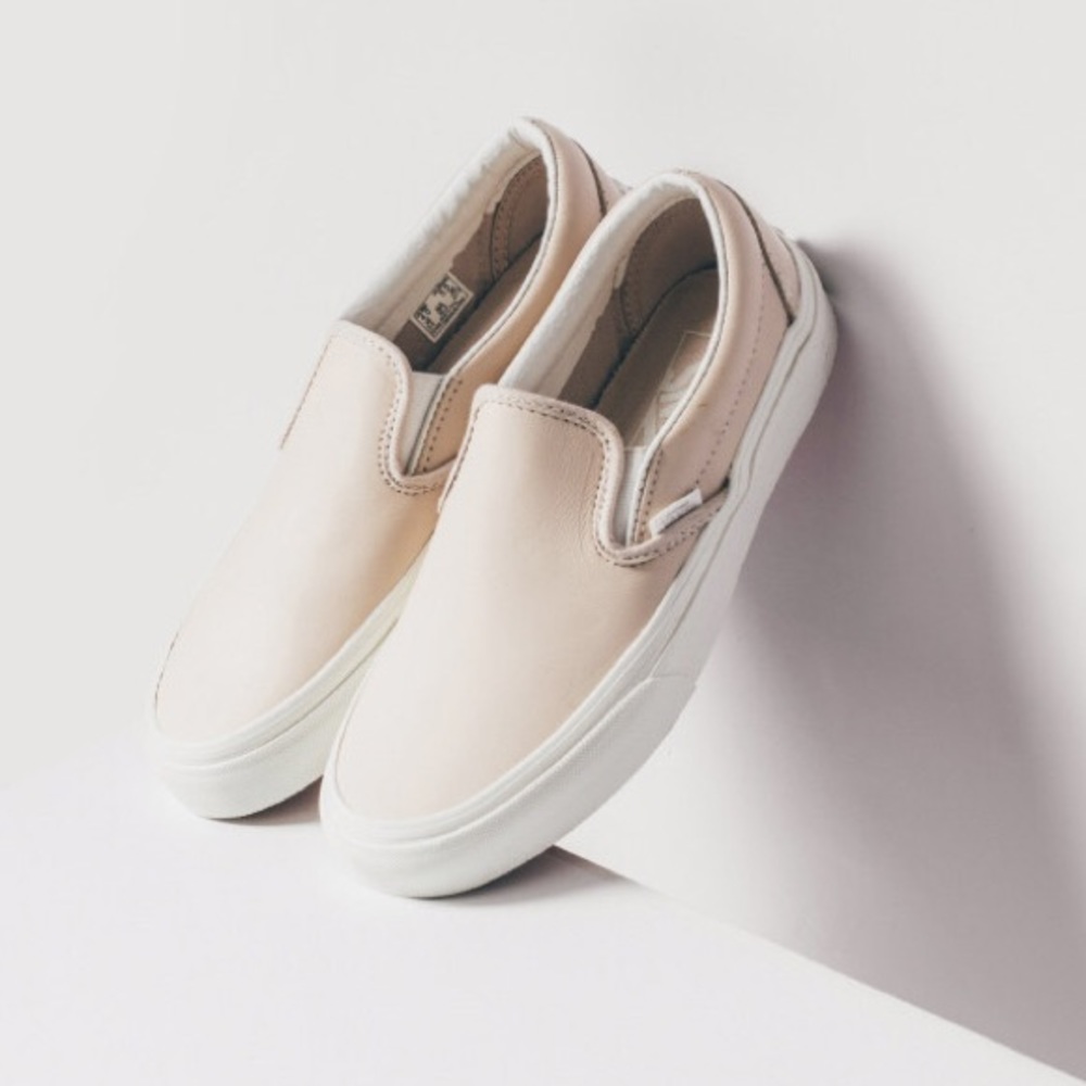 NWT Vans Whispering Pink Slip-Ons