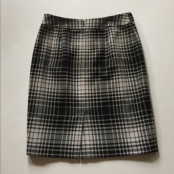Semantiks Gray and White Plaid Wool Blend Skirt - Picture 5 of 8
