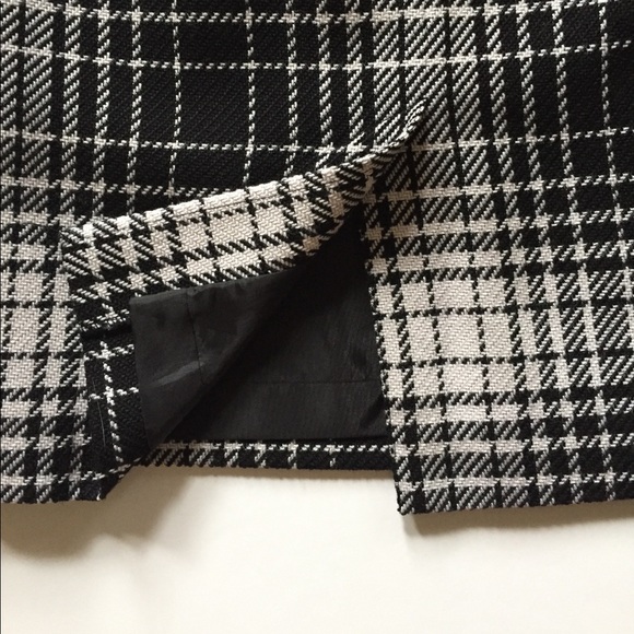 Semantiks Gray and White Plaid Wool Blend Skirt - Picture 6 of 8