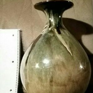 Sage vase