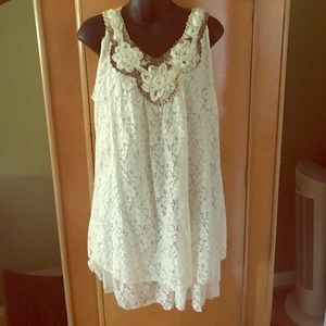 Lace feminine Dress L Boutique NWT Above Knee