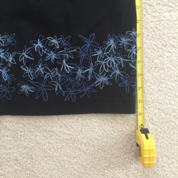 Express Black Dress - Picture 4 of 6