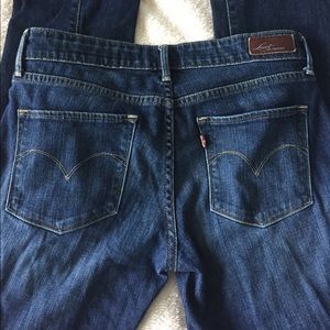 Levi's straight leg jean size 26