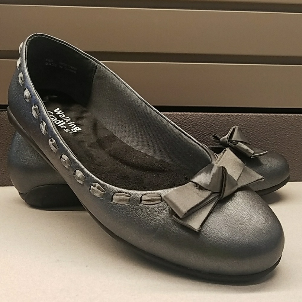 Walking Cradles Flats